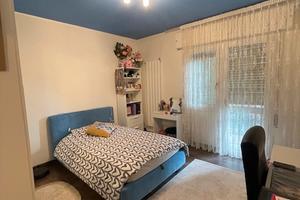 In sole 2 unità due matrimoniali e cucina separata