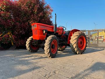 T48 Trattore Fiat 550 DT 4x4