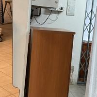 Specchio con appendiabiti