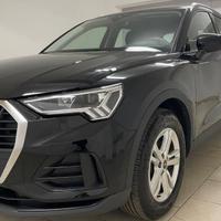 Audi Q3 35 2.0 tdi s-tronic