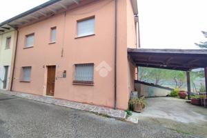 CASA SEMINDIPENDENTE A MERCATO SARACENO