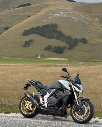 CB1000R con/o accessori