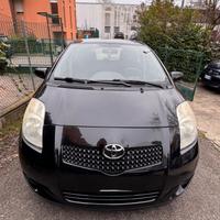 Toyota Yaris 1.3 5 porte