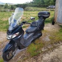 Suzuki burgman 400