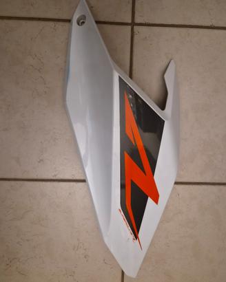 spoiler sinistro serbatoio KTM superduke 1290r
