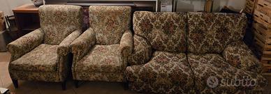 Divano con 2 poltrone