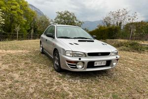 Subaru impreza Gt 2000 turbo