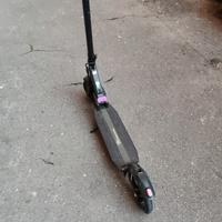 Monopattino elettrico pieghevole - Come nuovo