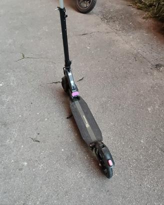 Monopattino elettrico pieghevole - Come nuovo