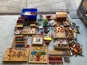 Tanti Giochi di legna. Vintage.