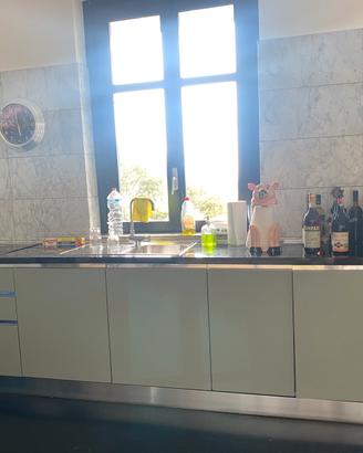 Cucina completa di elettrodomestici mai usata