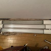 PLAFONIERA A NEON PER NEGOZI