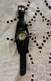 Orologio nero stile retrò