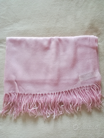 Ampia pashmina rosa con frange