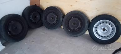 4 cerchioni +ruota di scorta  x renault clio usati