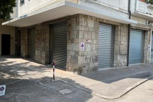 4 Garage Viale della costituzione e Via Paolo V