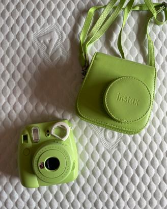 Polaroid Instax mini 9