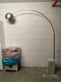 Lampada da terra “Arco” Castiglioni by FLOS