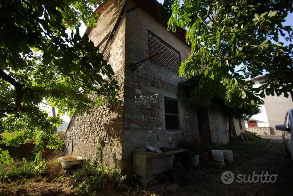 Rustico / Casale di 240 m² con 3 locali e box auto - Vista 3