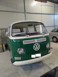 Volkswagen T2 Pulmino 9 posti