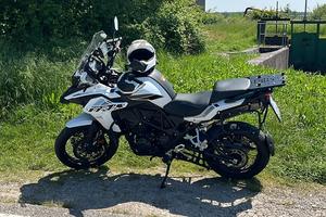 Benelli TRK 502X