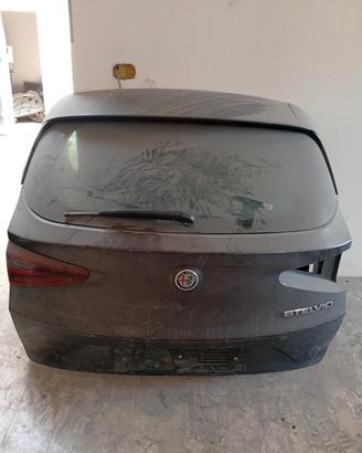 Cofano posteriore Alfa Romeo Stelvio 