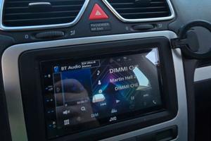 Autoradio JVC  modello KW-M565DBT