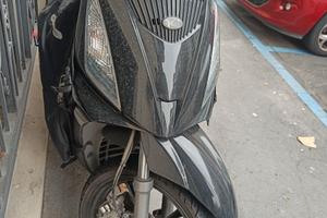 Kymco people 300 gti