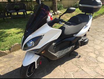 Kymco Xciting 500 R scooter