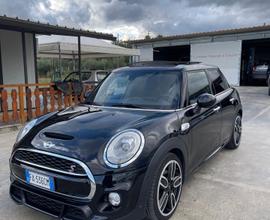 Mini Cooper SD 5 porte 2.0 TDI 170cv FULL OPTIONAL