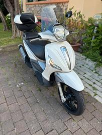 Piaggio Beverly 350