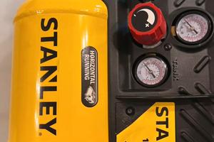 compressore STANLEY DN200/10/5 5lt, 1.5hp da 10bar