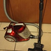 Aspirapolvere da 2000 watt con accessori