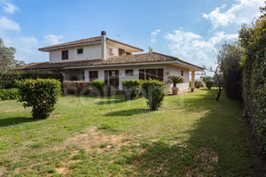 Villa Bifamiliare - Pula