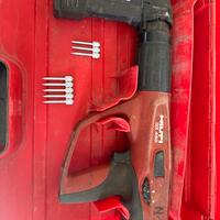 Sparachiodi hilti dx460