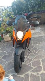 KTM 990 Supermoto - 2012