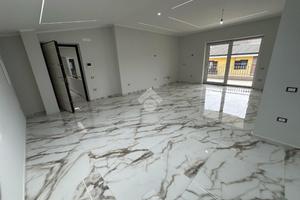 4 LOCALI A MONTESARCHIO