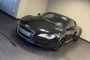 Audi R8 4.2 V8 FSI quattro R tronic