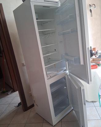 Frigorifero con freezer