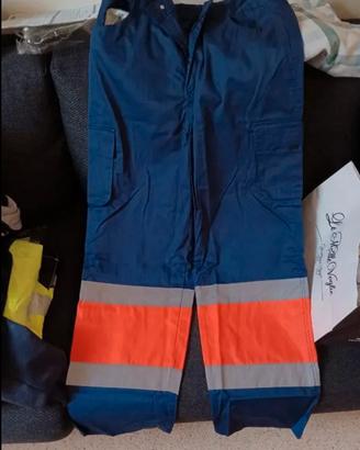 4 Pantaloni da lavoro taglia: (1 L) e (3 XL)