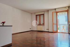 4 LOCALI A VOGHERA