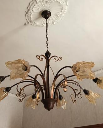 Lampadario e abatjour 