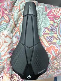 SELLA PROLOGO SCRATCH M5 TIROX 140MM