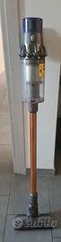 Aspirapolvere Dyson v10 absolute
