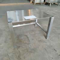 Tavolo basso in acciaio inox. Vari modelli e misur