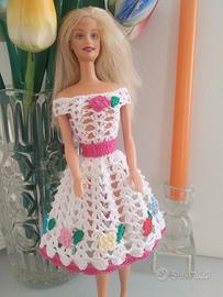 Barbie in abito handmade con fiori 