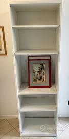 Libreria con ripiani IKEA
