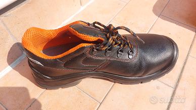 Scarpe antinfortunistiche