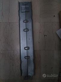 coppia profili metallo