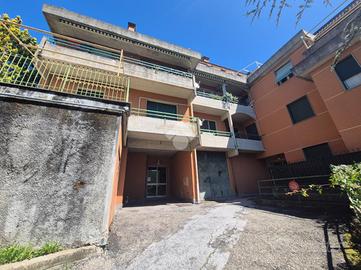2 LOCALI A CASELLA